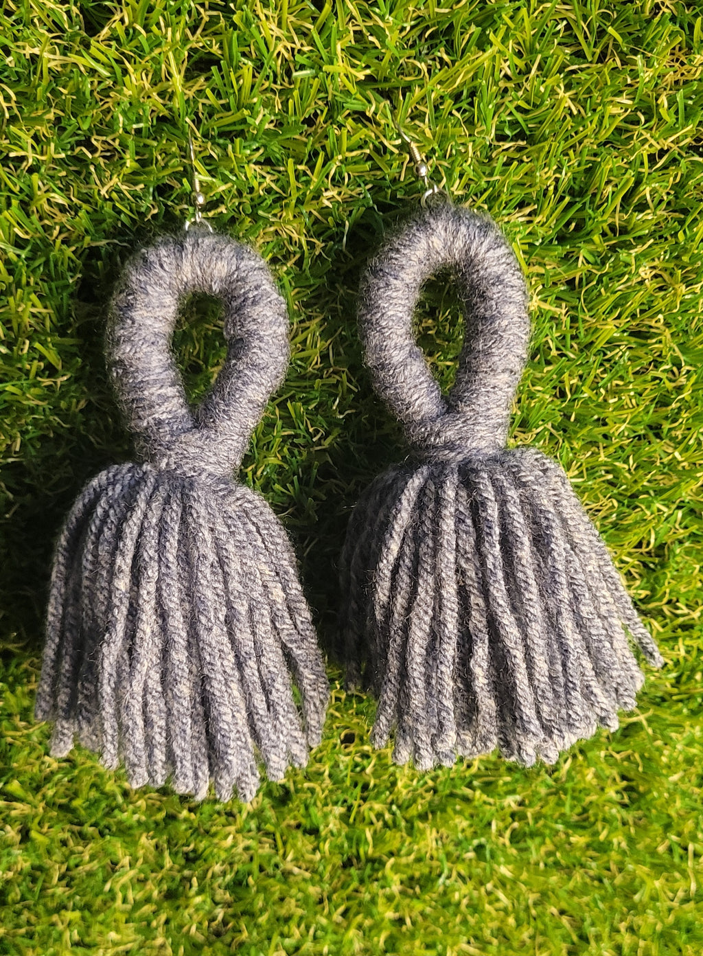 Tassel "Whisper Grey"