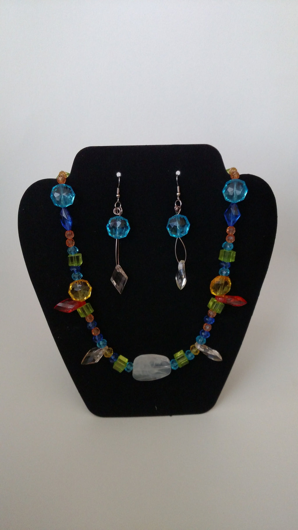 Aqua Movement Necklace Set