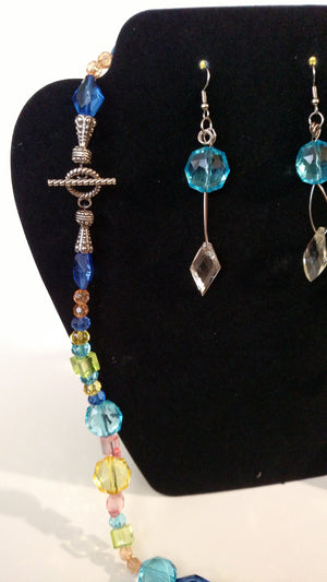 Aqua Movement Necklace Set